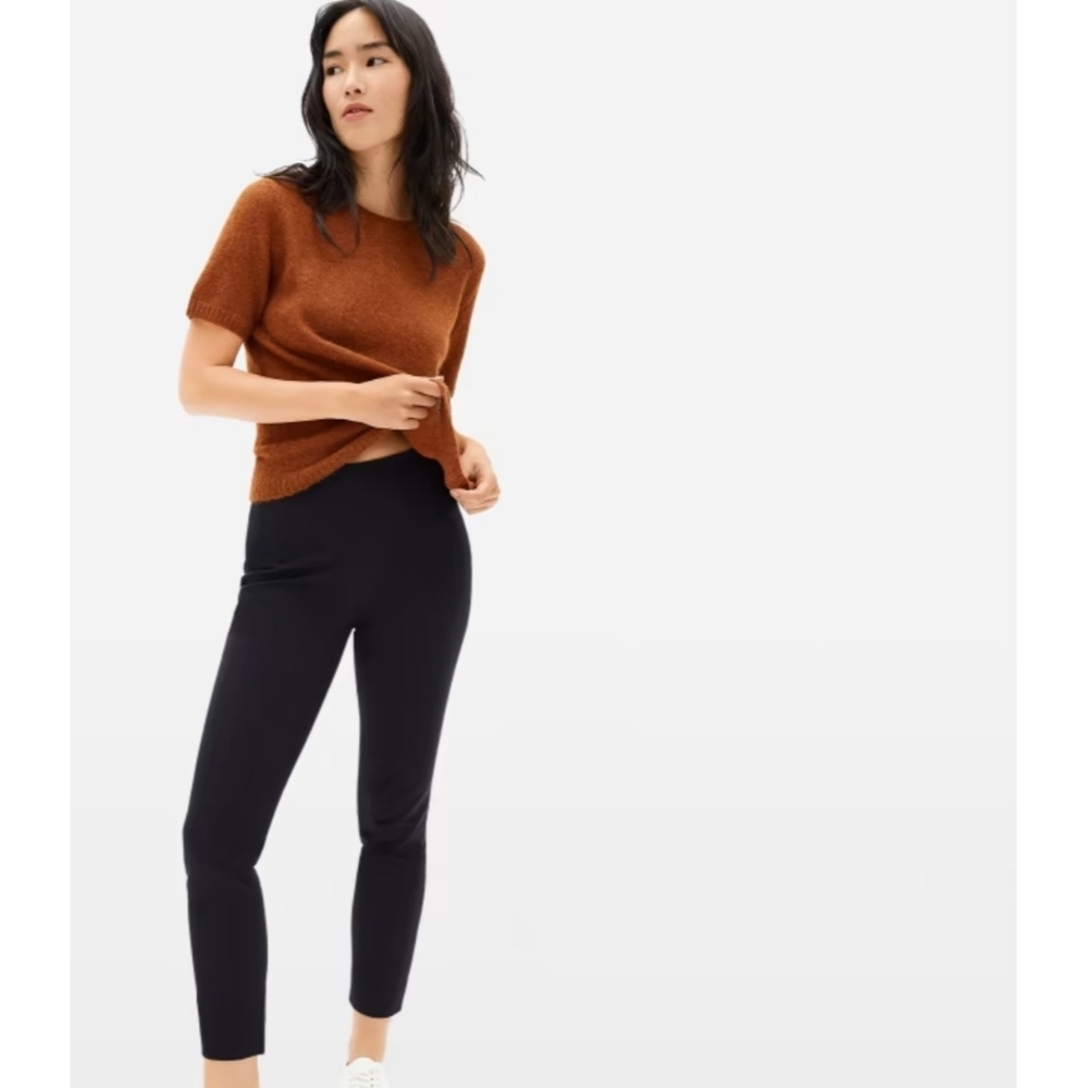 Womens Everlane he Side-Zip Stretch Cotton Pant in khaki color Size 6